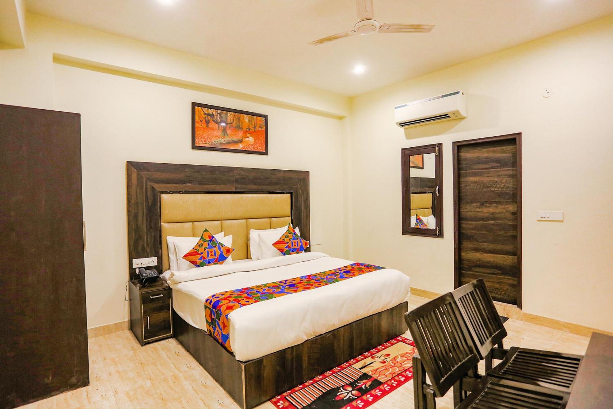Fabhotel The Kiara Near Igi Delhi Airport Neu-Delhi Exterior foto