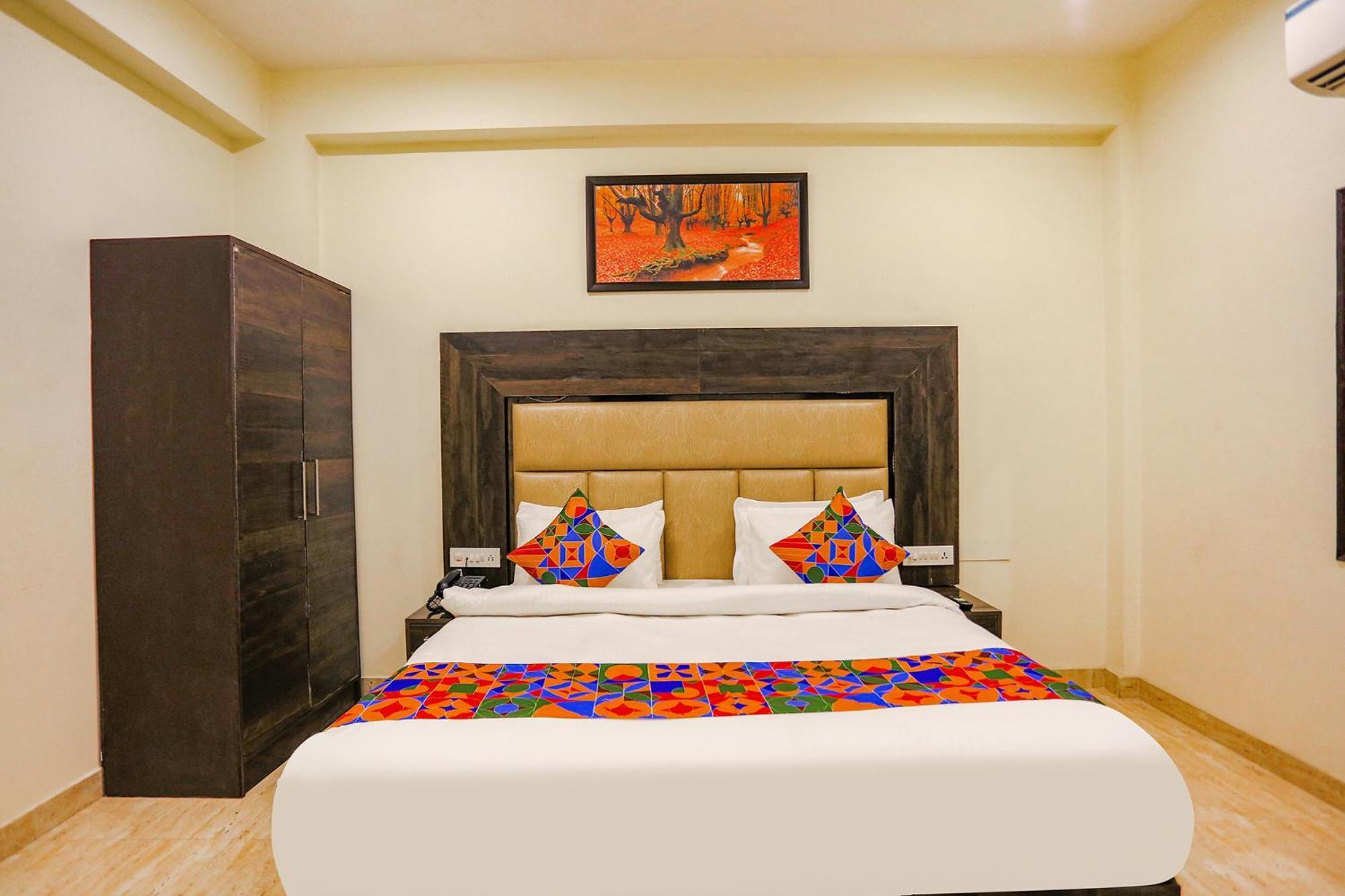 Fabhotel The Kiara Near Igi Delhi Airport Neu-Delhi Exterior foto