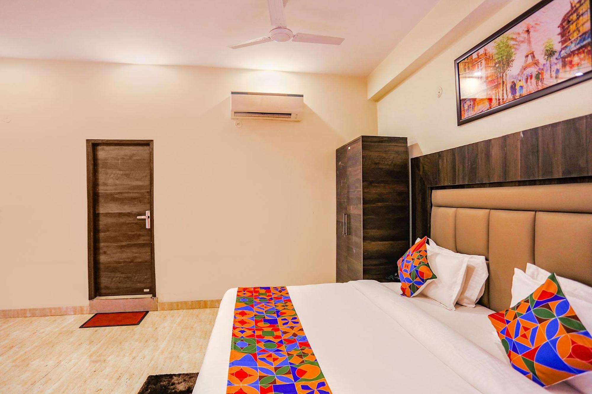 Fabhotel The Kiara Near Igi Delhi Airport Neu-Delhi Exterior foto