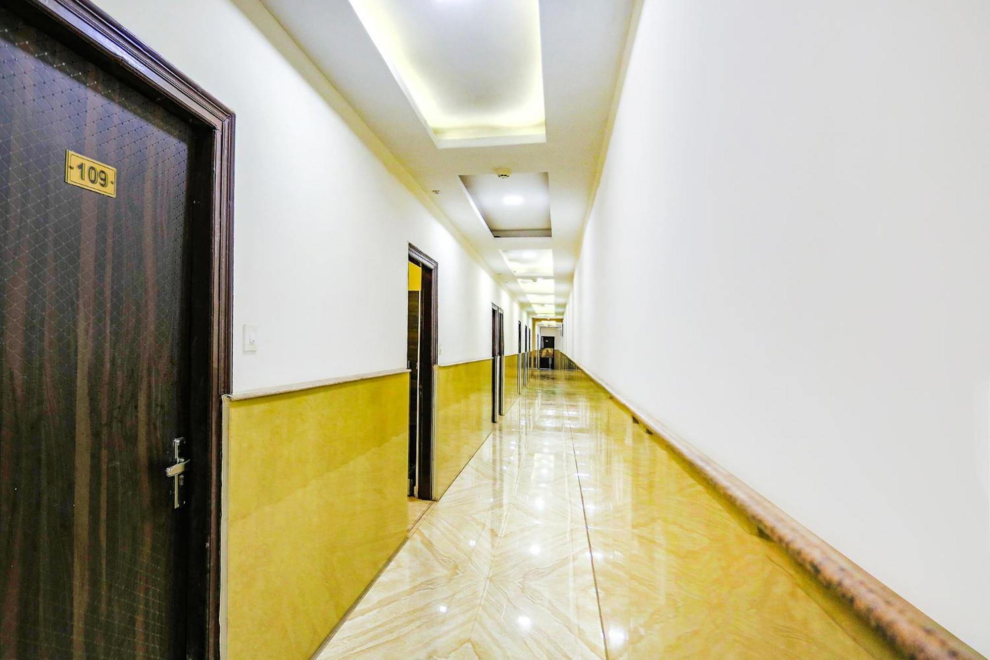Fabhotel The Kiara Near Igi Delhi Airport Neu-Delhi Exterior foto